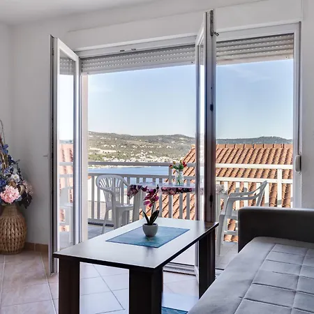 S&g Leko-5 By Interhome