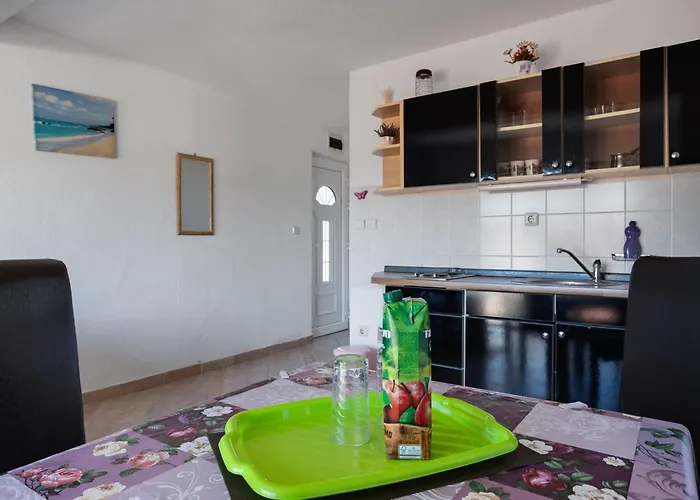 S&g Leko-5 By Interhome